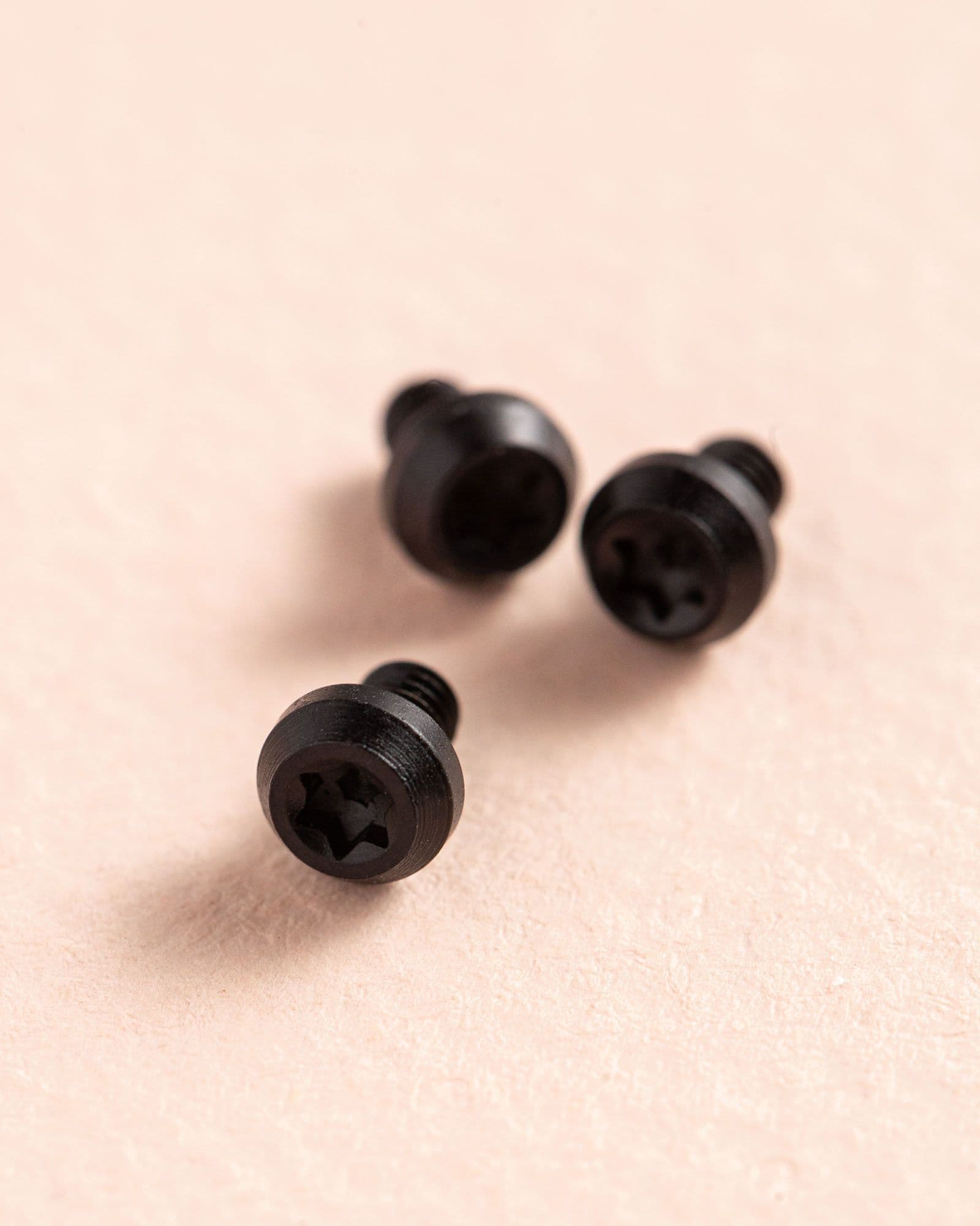 Комплект винтов (3шт) для ножей Microtech T8 MB02BK (черный)