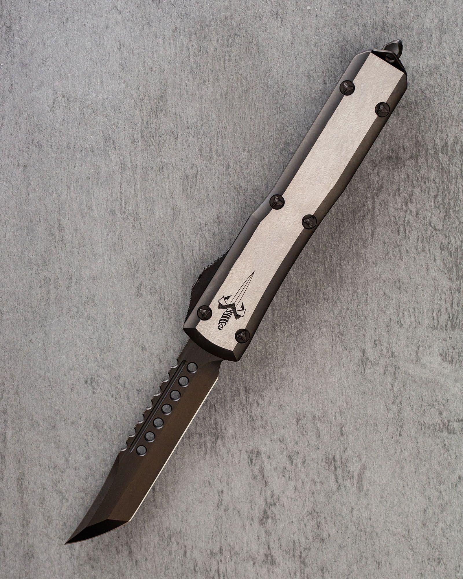 Автоматический складной нож Vespa Marfione Custom Knives Ultratech Hellhound Blackwash Steel Satin Handle M390 119-1BKS (черный-сталь)