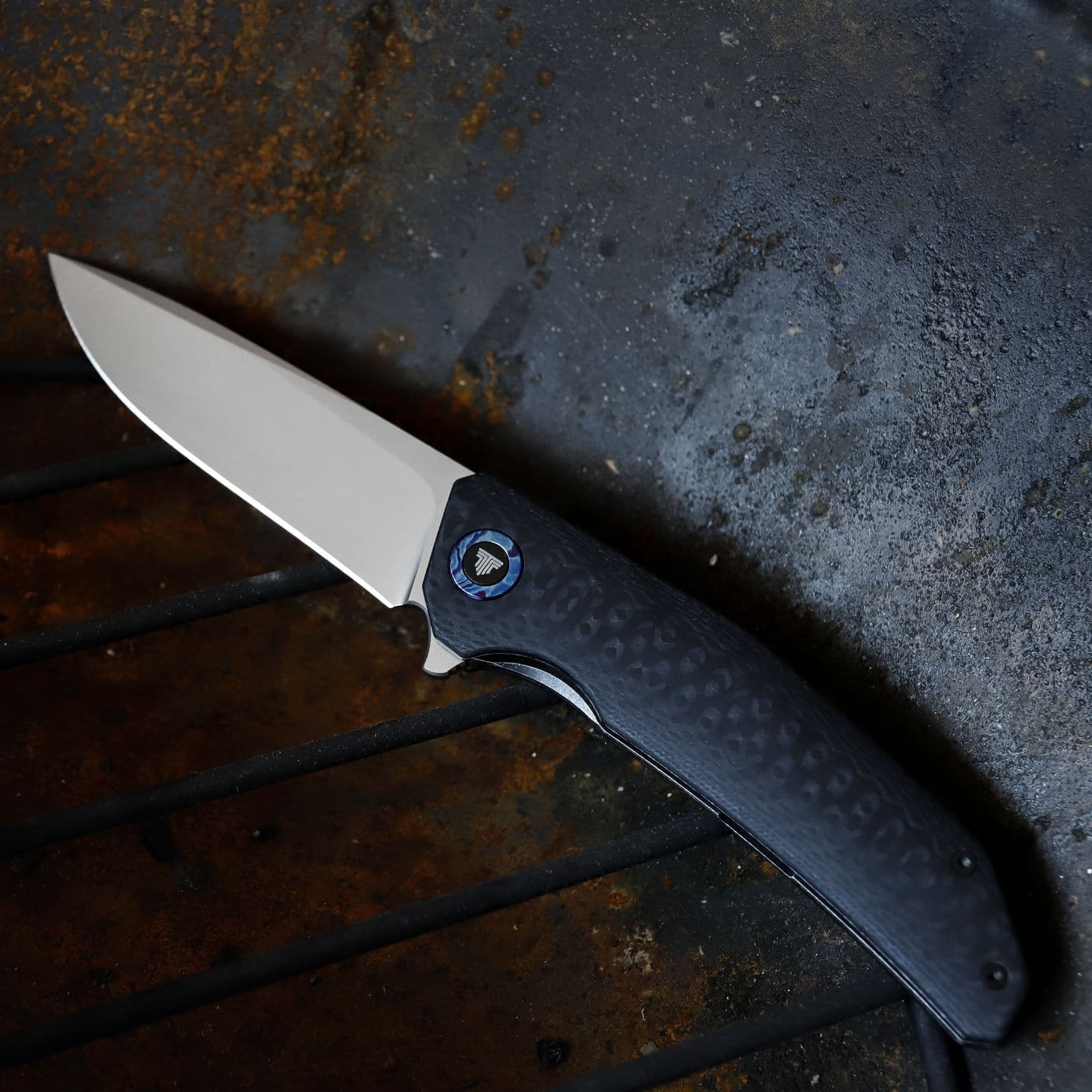 Складной туристический нож TRIVISA Phoenix-03B клинок S35VN рукоять карбон, G10 и титан (черный)