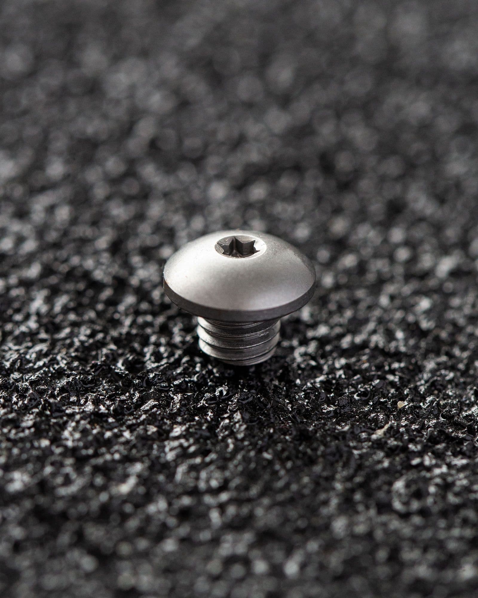 Винт заглушка SteelBro T8, замена стеклобоя для ножей Microtech